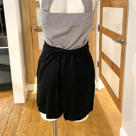 Sunner Ruffle Front Romper - Picture 6 of 10